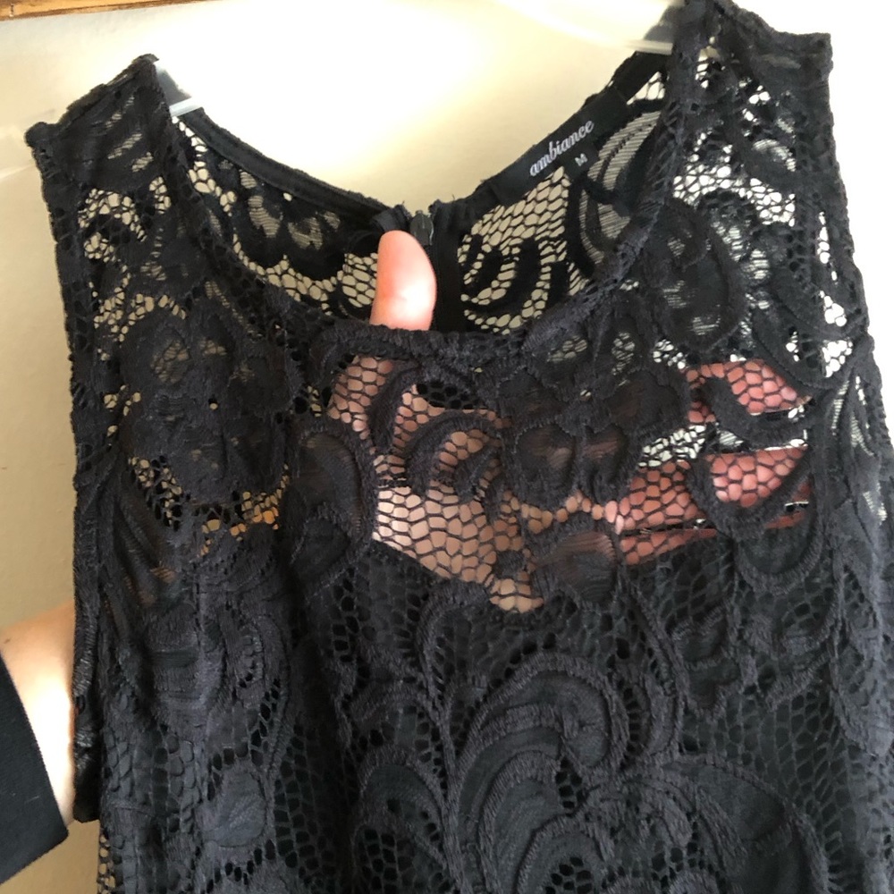 LBD - Picture 2 of 4